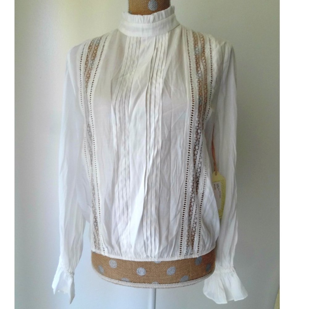 NWT Band of Gypsies Long Sleeve Blouse